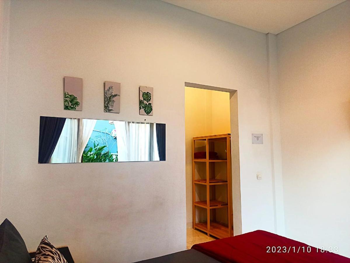 Loka Anyar Guest House เกอโรโบกัน ภายนอก รูปภาพ