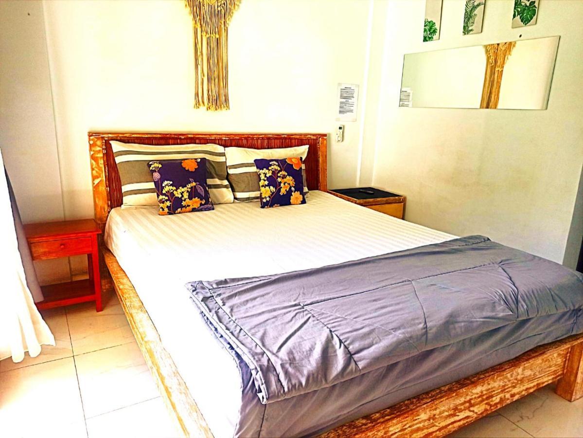 Loka Anyar Guest House เกอโรโบกัน ภายนอก รูปภาพ