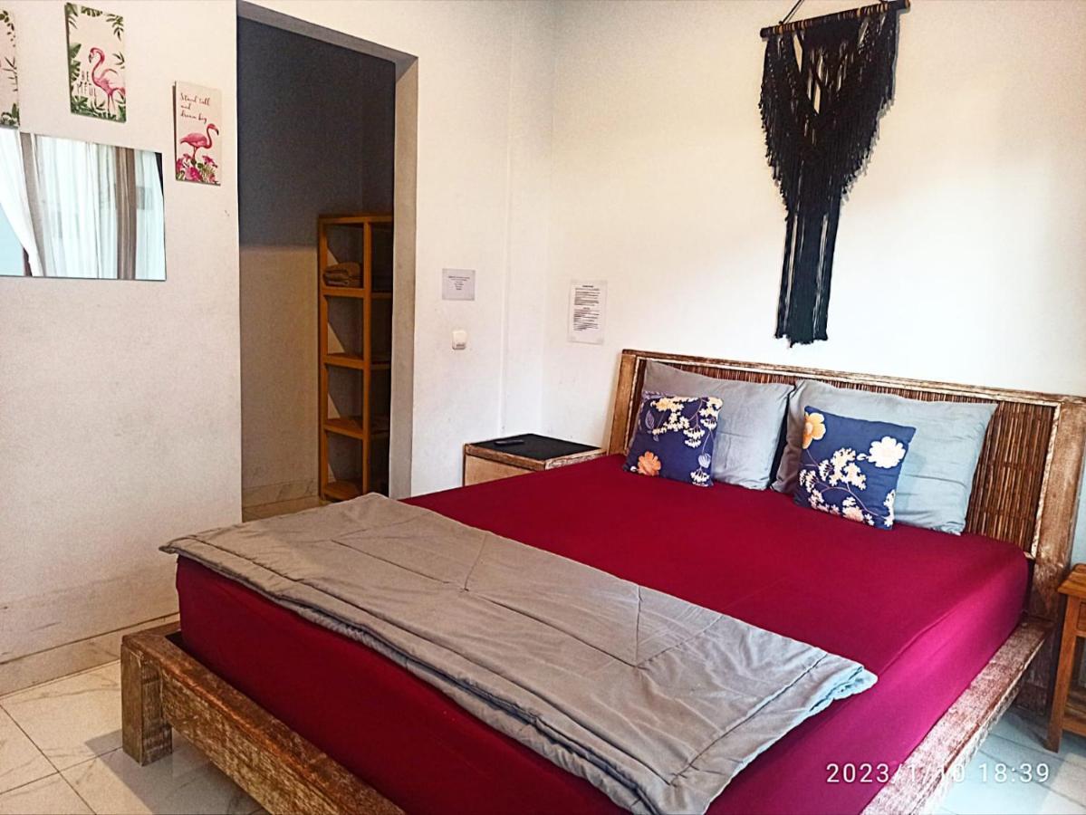 Loka Anyar Guest House เกอโรโบกัน ภายนอก รูปภาพ