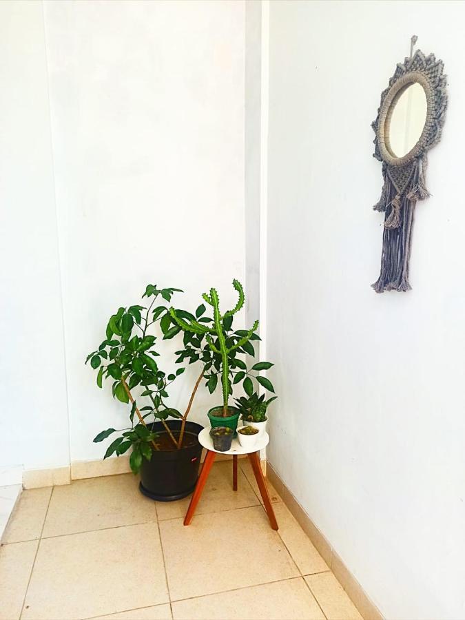 Loka Anyar Guest House เกอโรโบกัน ภายนอก รูปภาพ